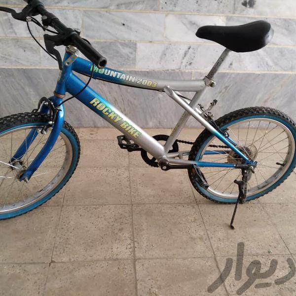 دوچرخه ی کاملا سالم و نو بدون هیچ خط و خشی