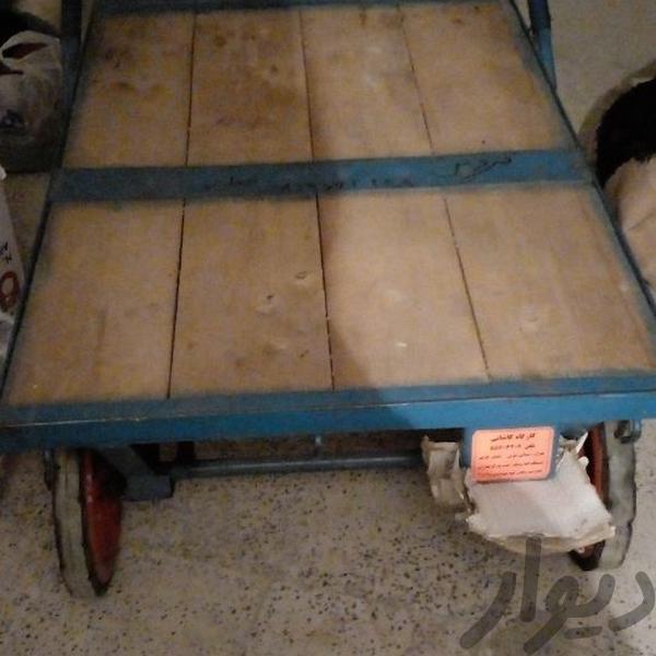چرخ باربری سالم و تمیز