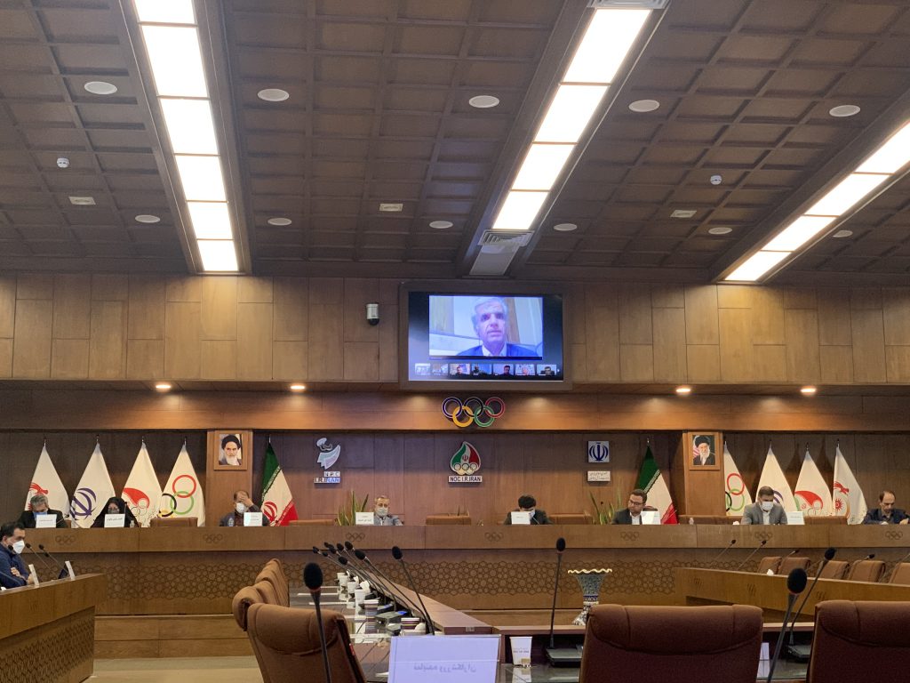 رشیدی: دوچرخه سواری ۲۷ میلیارد بدهی داخلی و ۲۵ هزار فرانک بدهی خارجی دارد
