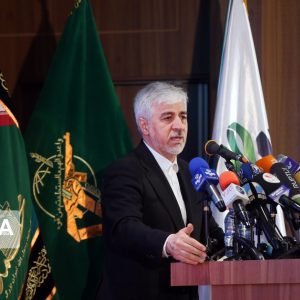 وزیر ورزش و جوانان: تهدید را نمی‌پذیرم